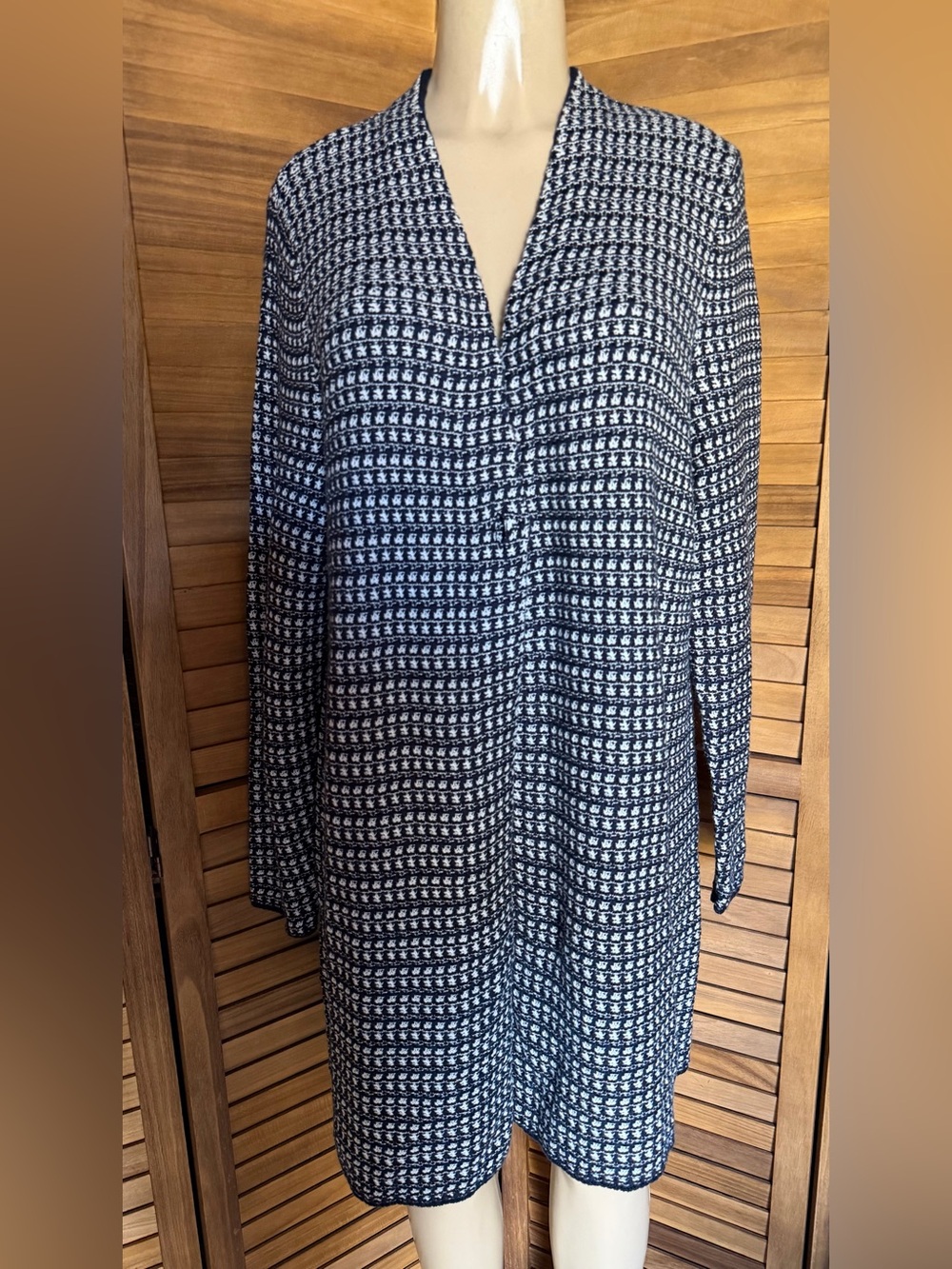 J. Jill Navy and White Patterned V-Neck cardigan
